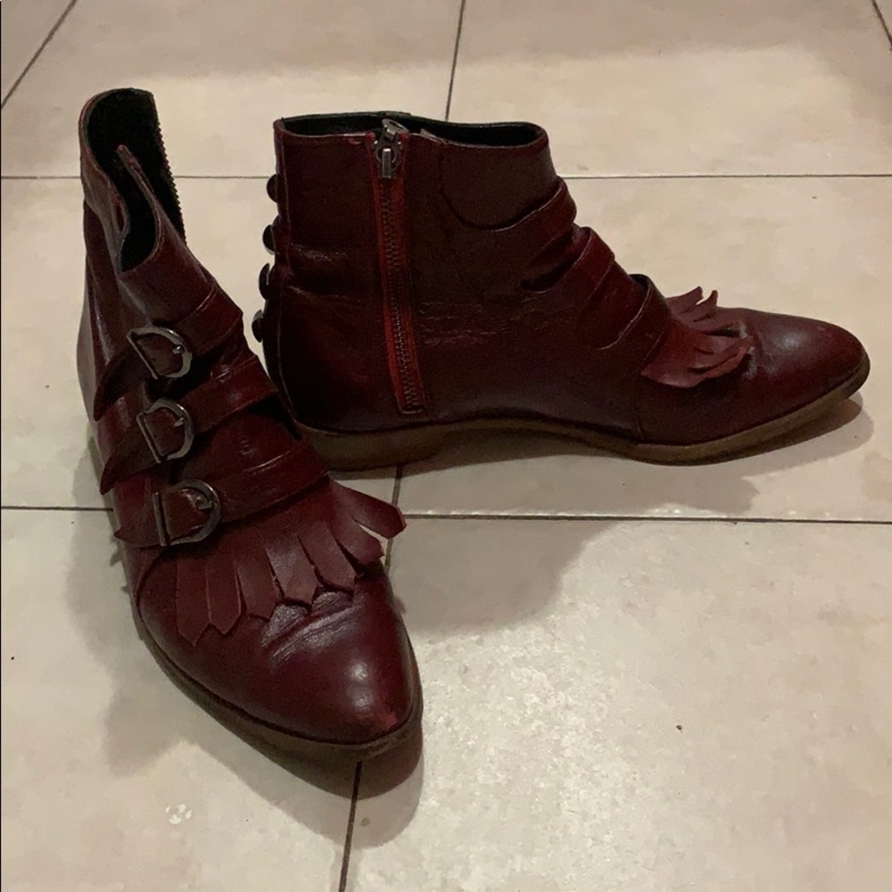 Modern Vice Boots